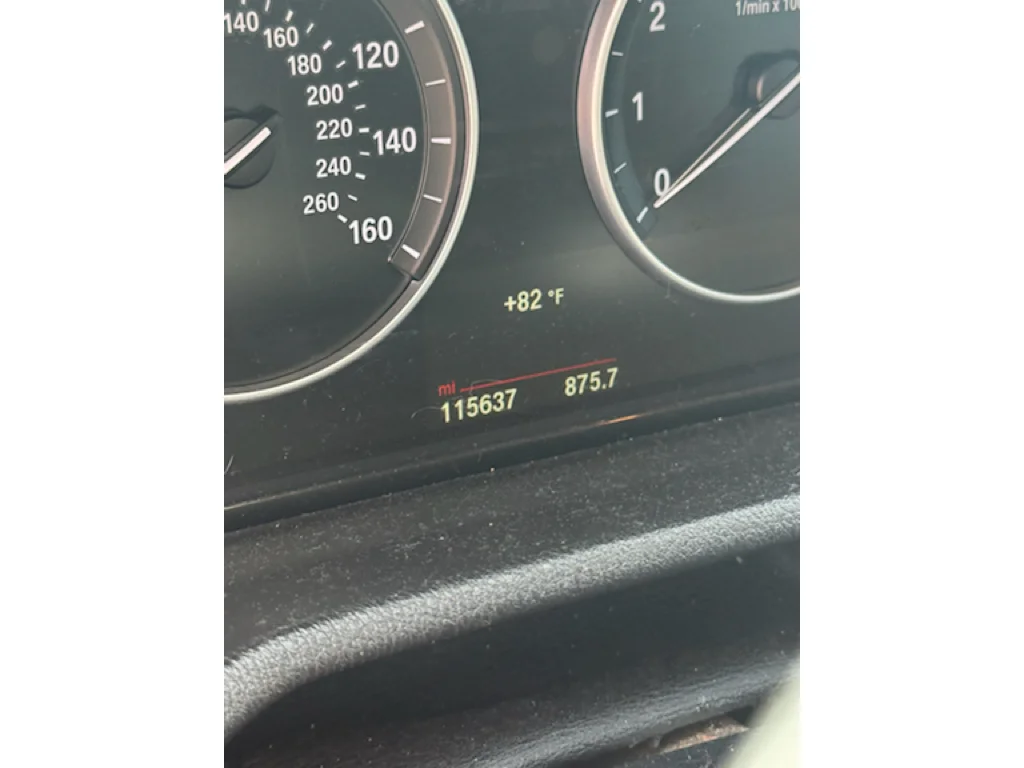 Used 2017  BMW xDrive28i image 9