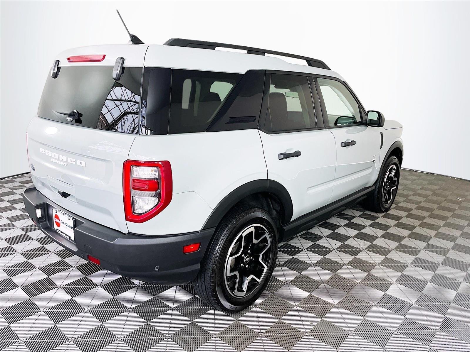 Used 2022 Cactus Gray Ford Big Bend image 9