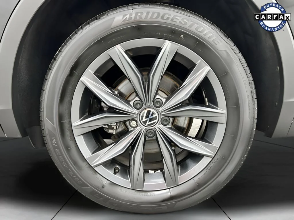 2022 Volkswagen Tiguan SE - Photo 22