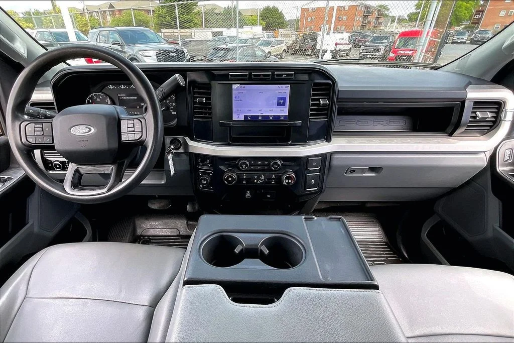 Used 2023 White Ford XL image 14