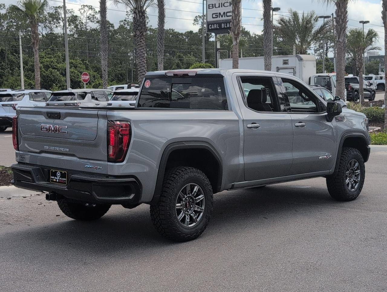 2026 GMC Sierra 1500 AT4X - Photo 8