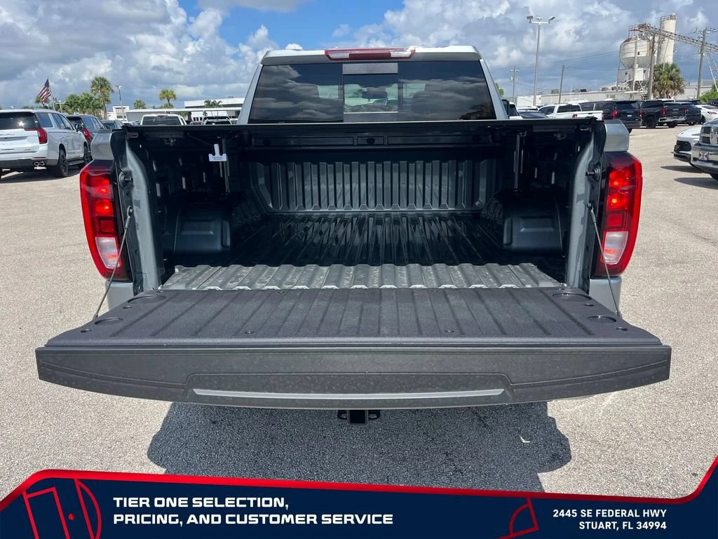 New 2026 Sterling Metallic GMC Elevation image 10