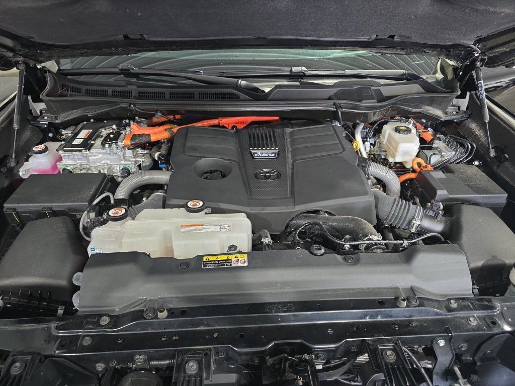 Used 2024 Black Toyota Platinum image 25