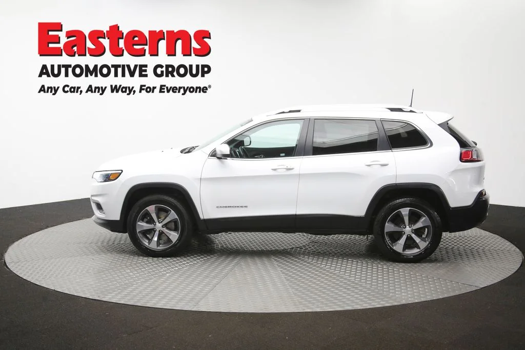 Used 2019 White Jeep Limited image 61