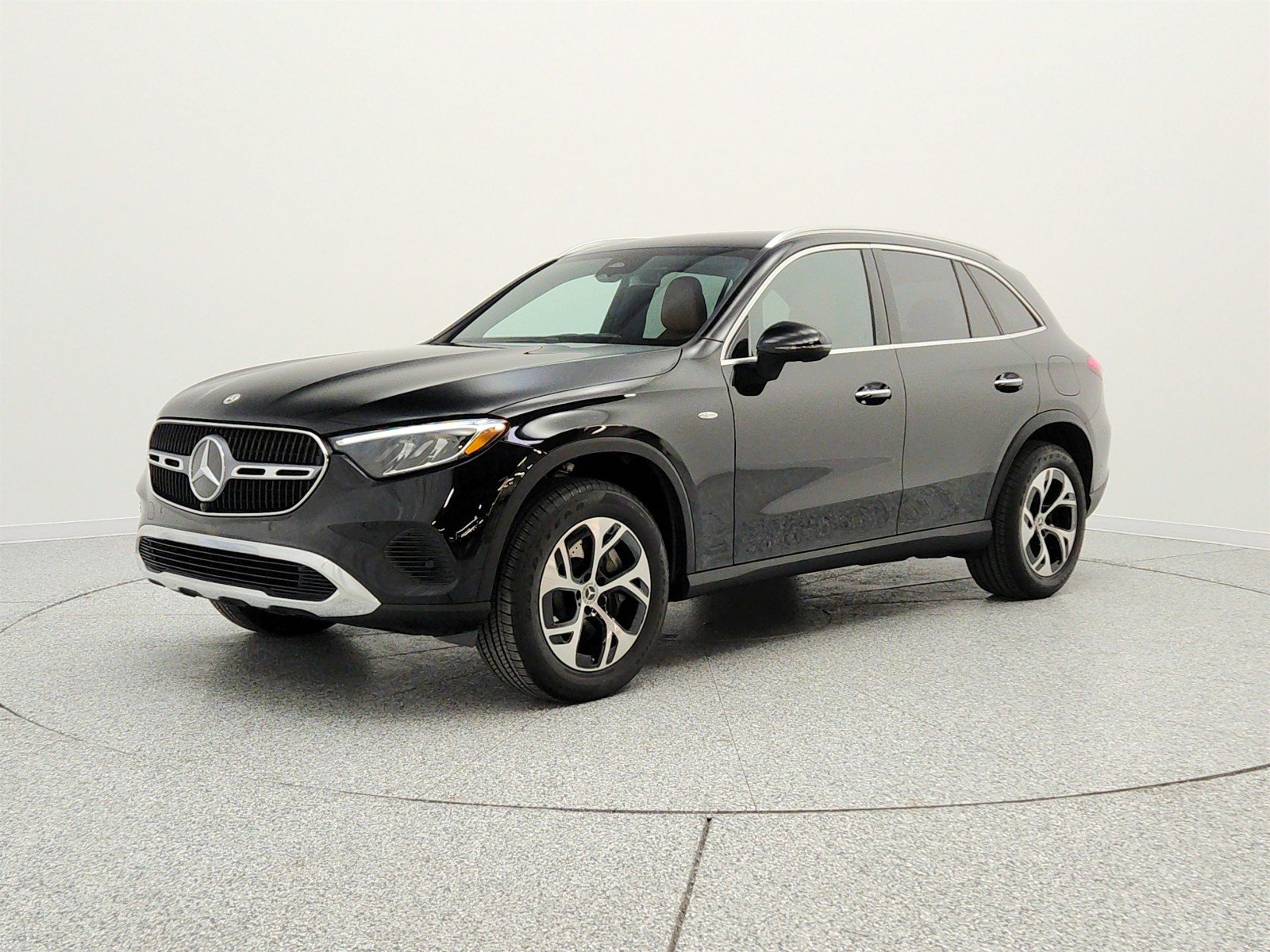 2025 Mercedes-Benz GLC GLC 350e 4MATIC's photo