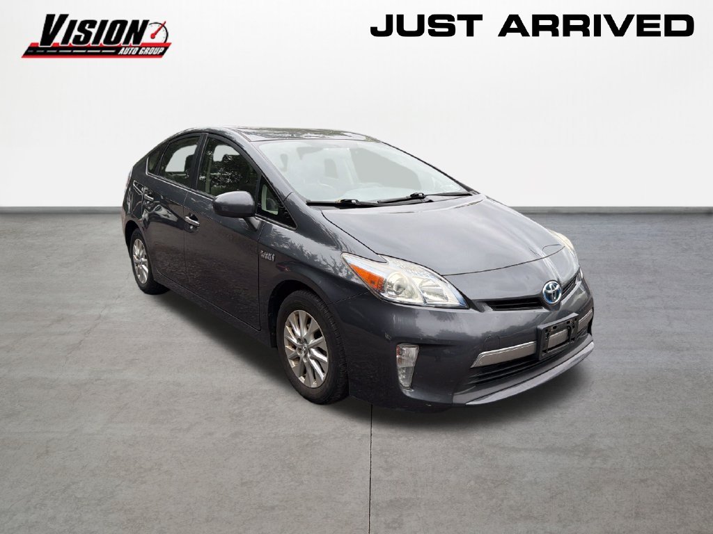 Used 2015 Gray Toyota Base image 3