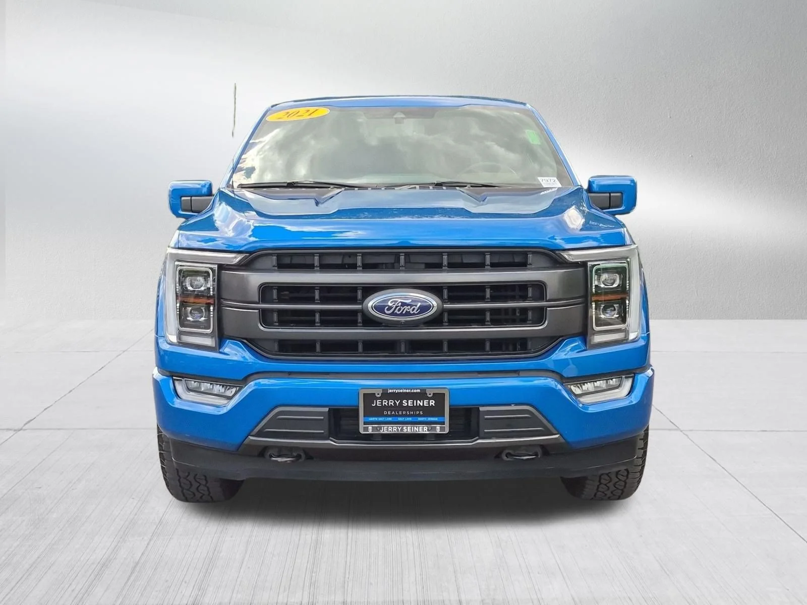 Used 2021 Blue Metallic Ford LARIAT image 8
