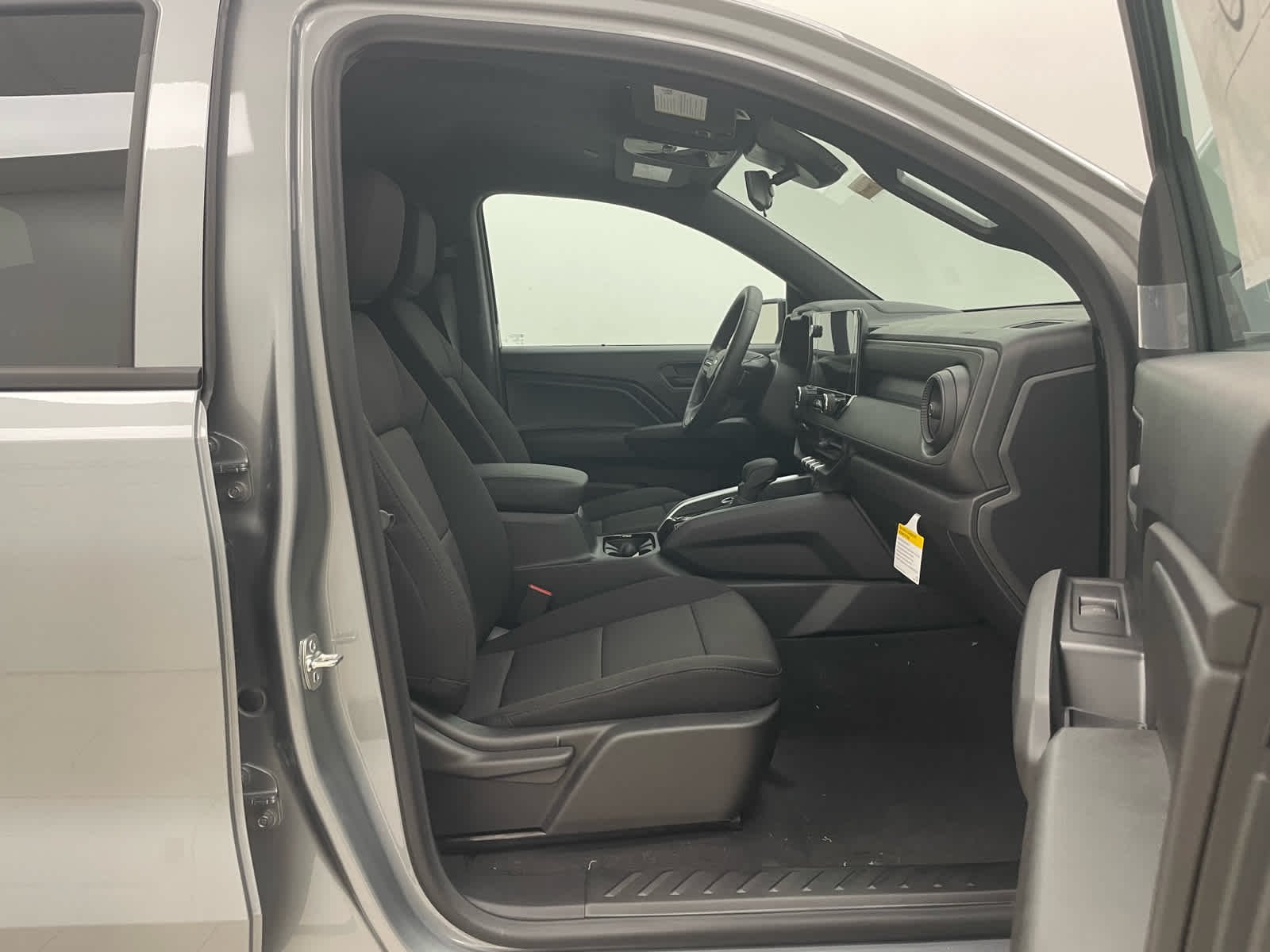 2026 Chevrolet Colorado Trail Boss - Photo 14