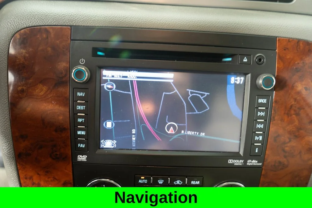 Used 2013 White Chevrolet LTZ image 18