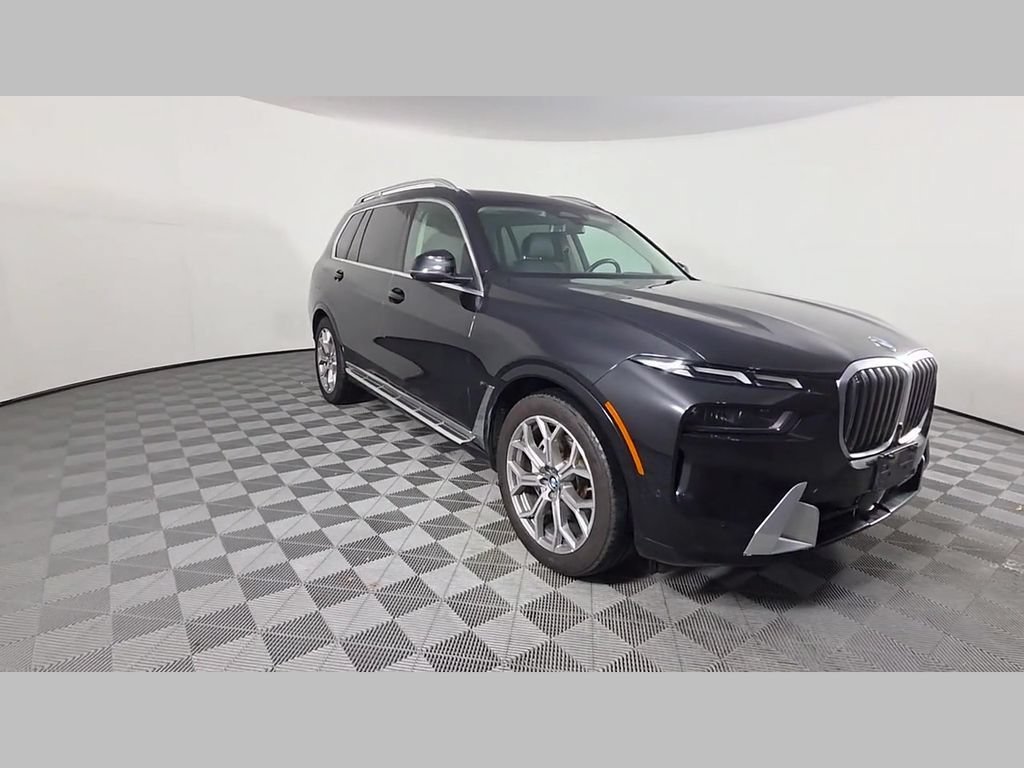 2025 BMW X7 40i - Photo 52