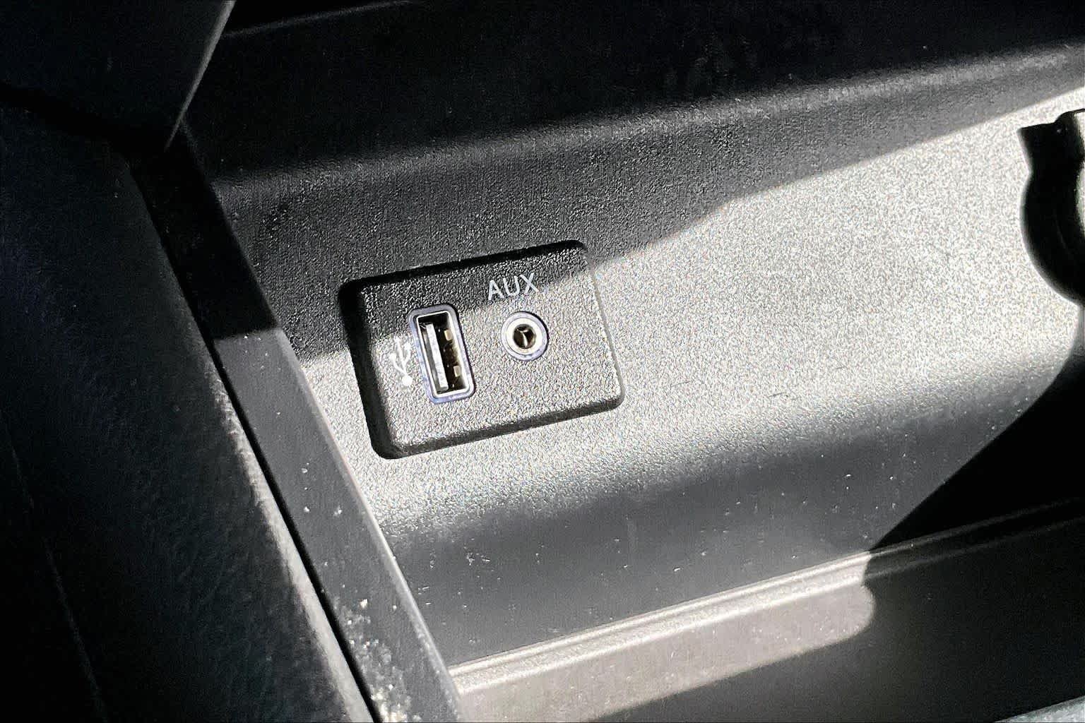 Used 2018 Gun Metallic Nissan 2.5 S image 34