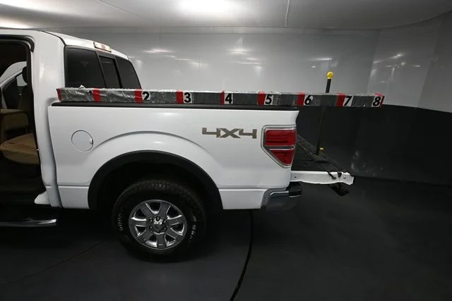 Used 2013 White Ford XLT image 25