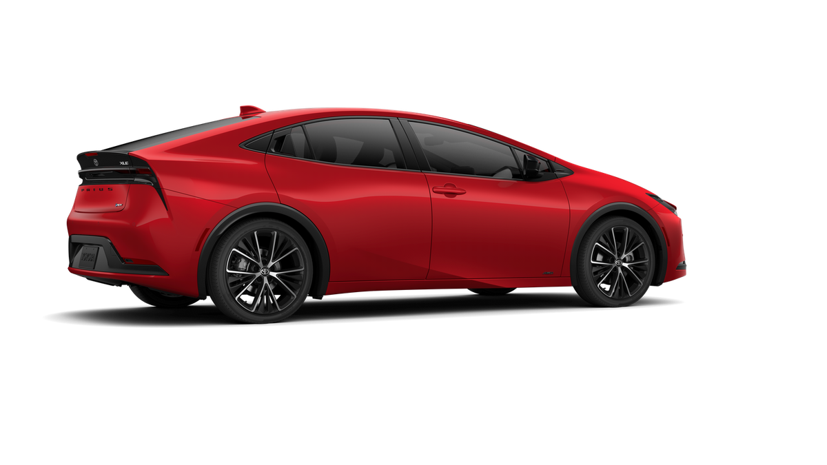 2026 Toyota Prius XLE - Photo 26