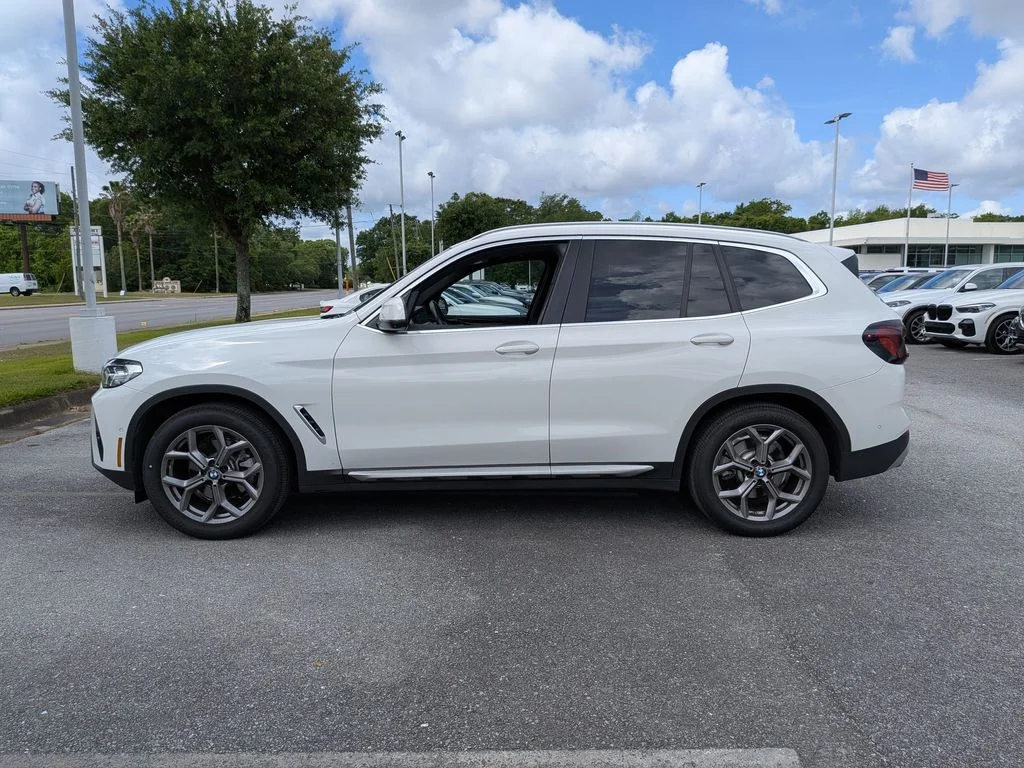 Used 2023 White BMW sDrive30i image 2