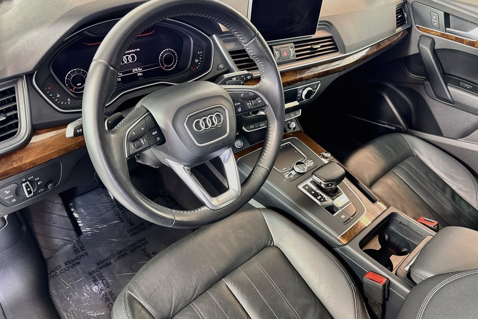 Used 2018 Navarra Blue Metal Audi Premium Plus image 9
