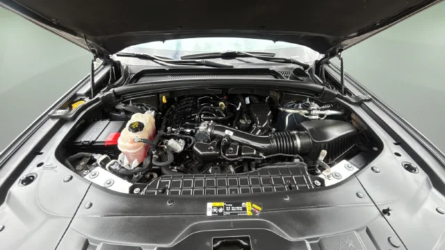 Used 2023 Gray Jeep Altitude image 32