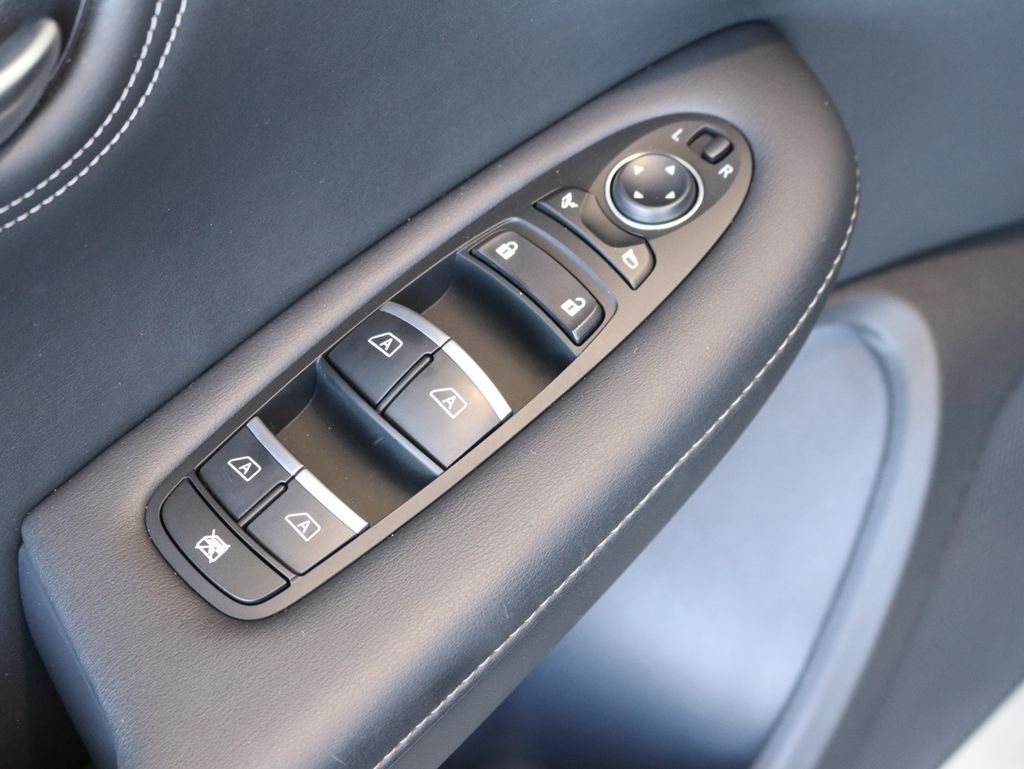 Certified Used 2025 Gray INFINITI LUXE image 18
