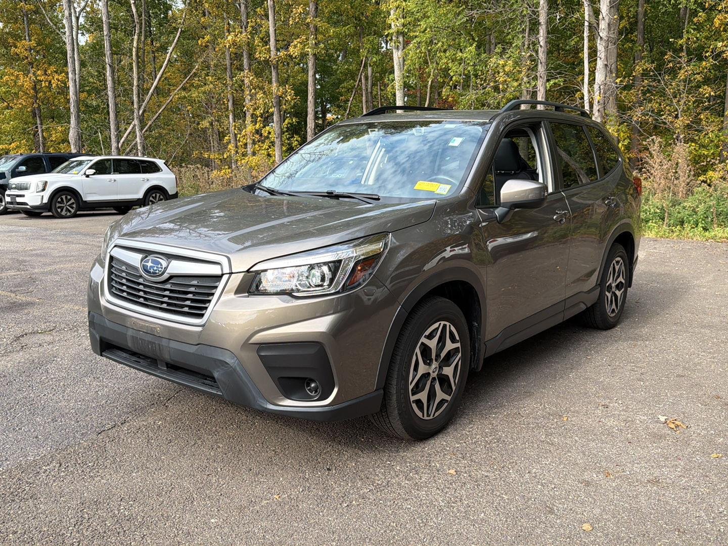 Used 2020 Sepia Bronze Metallic Subaru Premium image 12