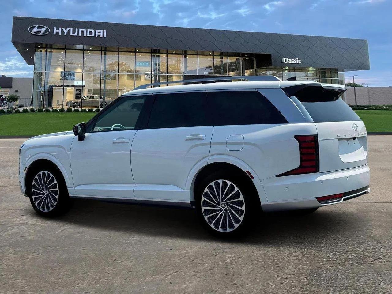 New 2026 Creamy White Pearl Hyundai Calligraphy image 4