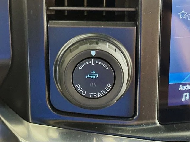 New 2026 White Ford King Ranch image 21