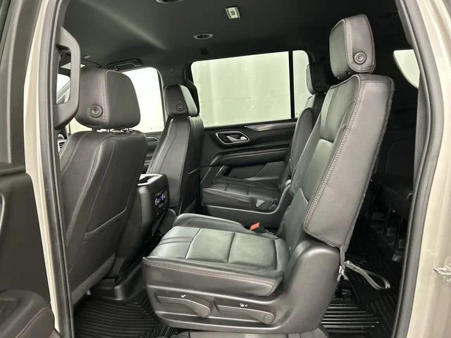 Used 2022 EMPIRE BEIGE METALLIC Chevrolet RST image 26