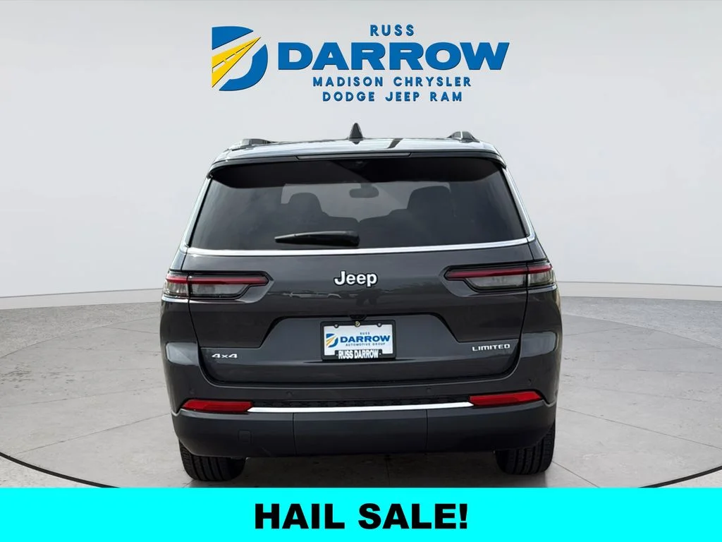 New 2025 Baltic Gray Metallic Clear-Coat Exterior Paint Jeep Limited image 4
