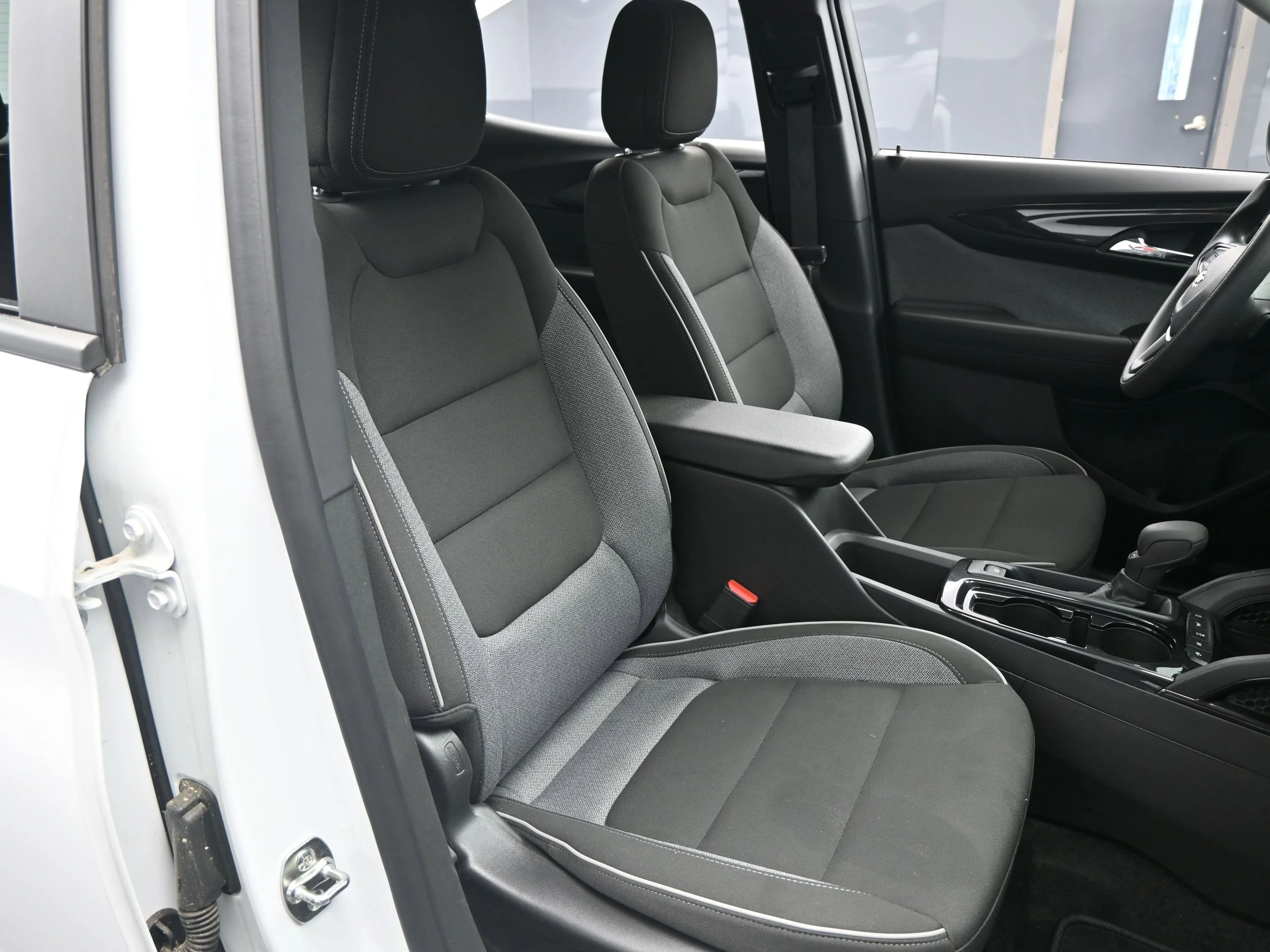 2025 Chevrolet Trailblazer LT - Photo 14