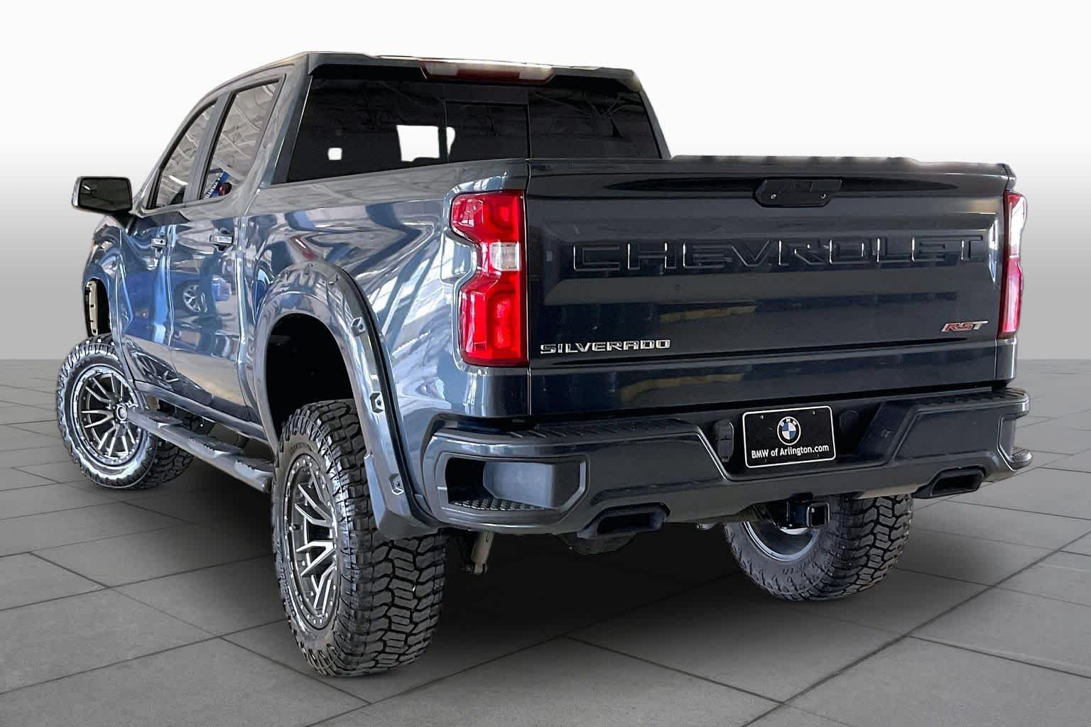 Used 2019 Shadow Gray Metallic Chevrolet RST image 11