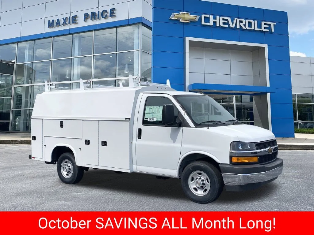 2025 Chevrolet Express Cutaway