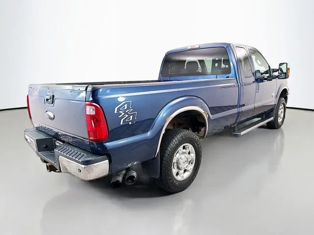 Used 2016 Blue Ford XLT image 7