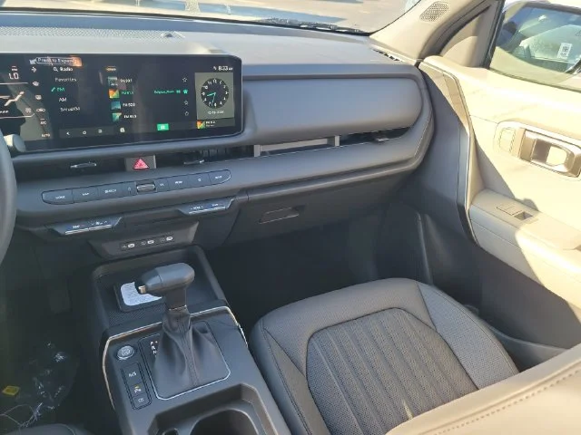 New 2027 Aurora Black Pearl Kia X-Line S image 11