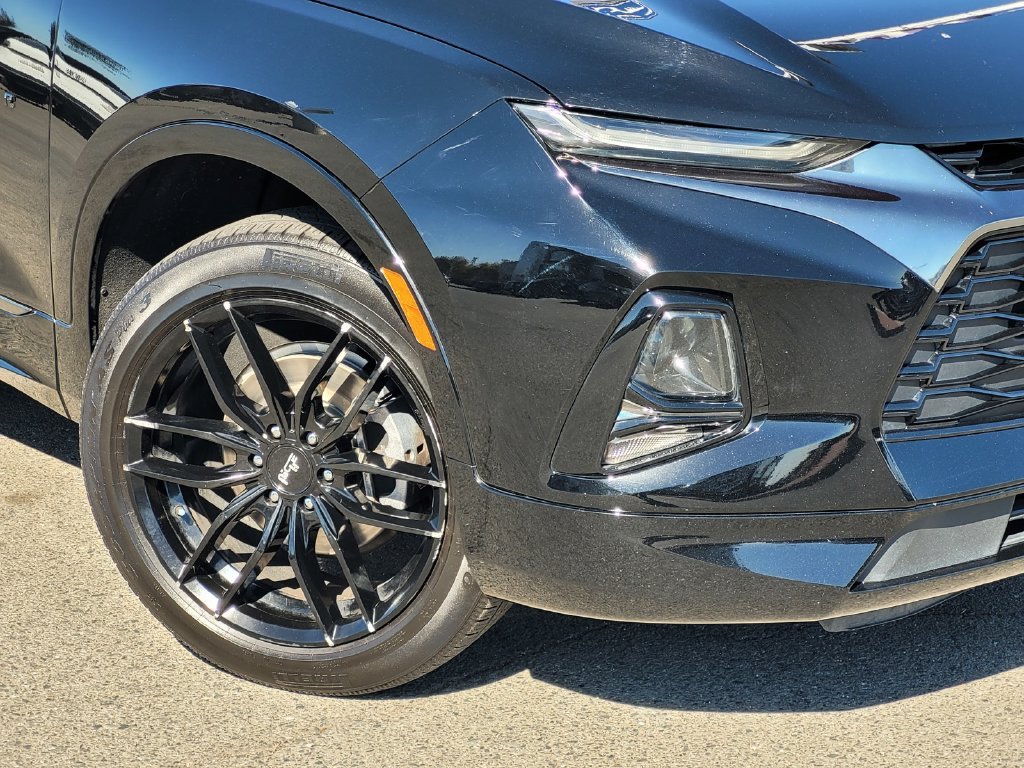 Certified Used 2019 Black Chevrolet RS image 11