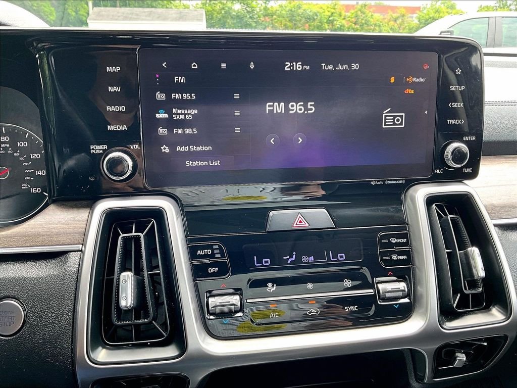 Used 2023 Green Kia X-Line S image 27