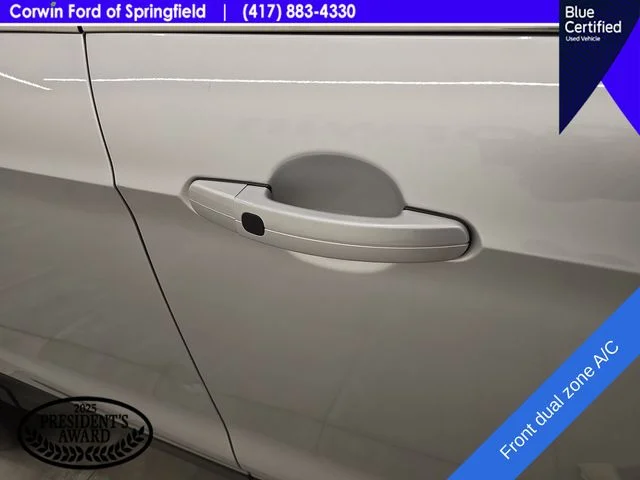 Certified Used 2019 Ingot Silver Ford SEL image 9
