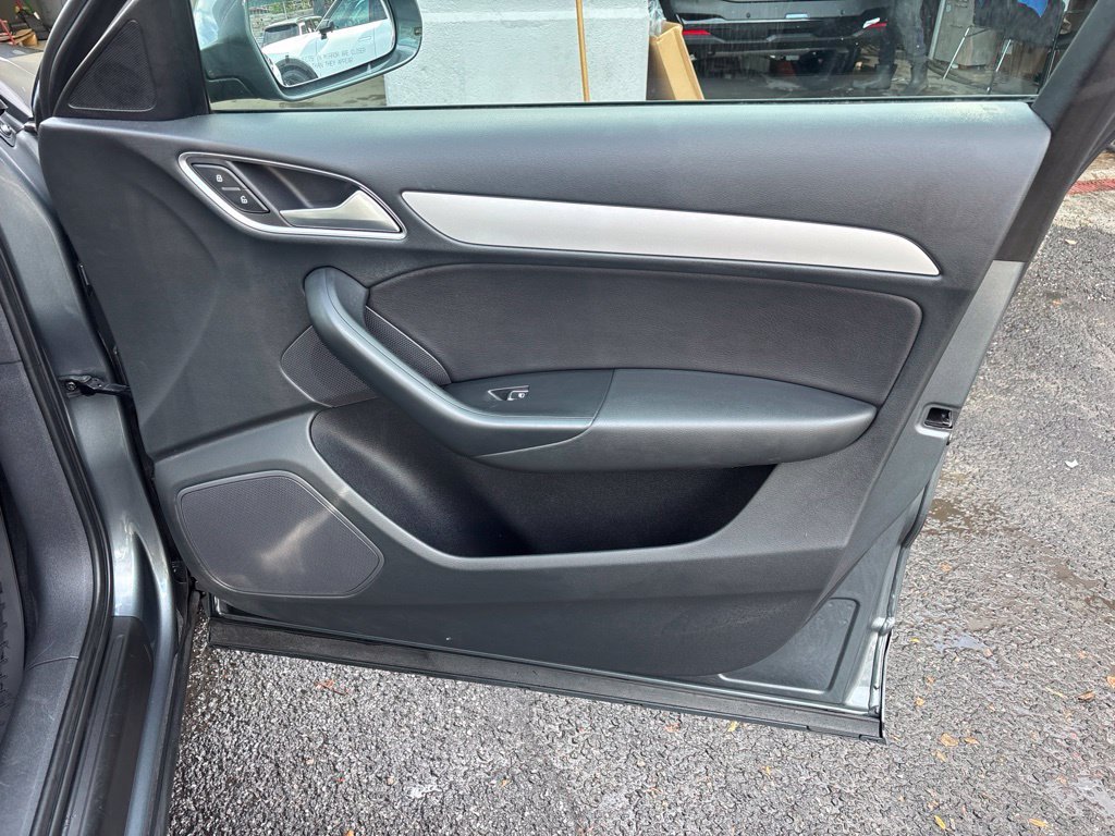 Used 2017 Gray Audi 2.0T Premium image 27