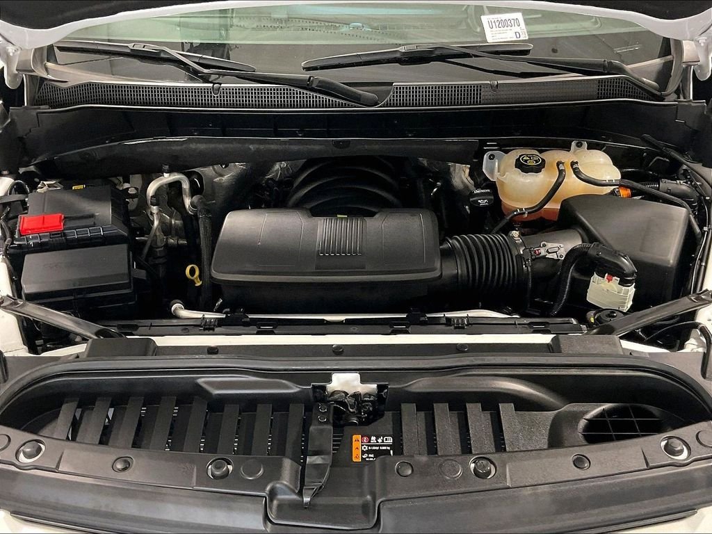 Used 2022 White Chevrolet RST image 29