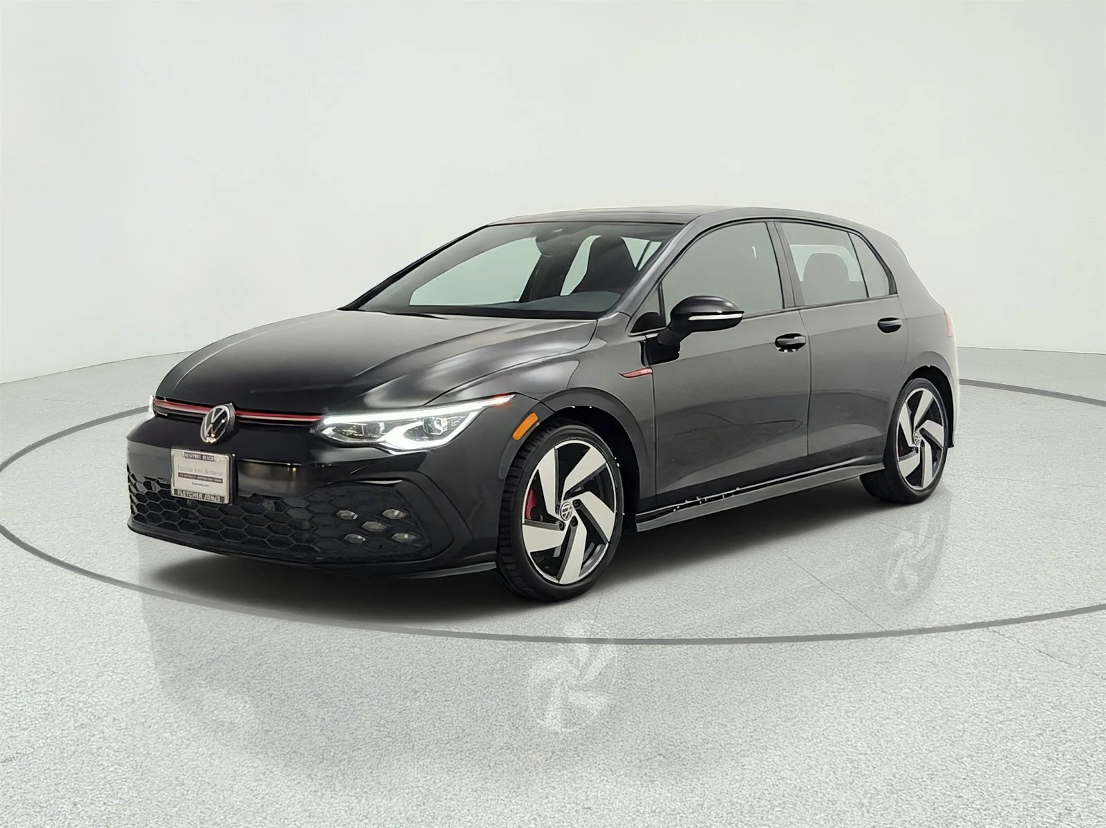 Used 2022 Deep Black Pearl Volkswagen 2.0T SE DSG image 1