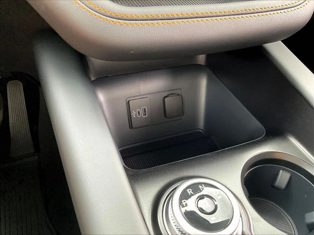 New 2026 Agate Black Metallic Ford Tremor® image 23
