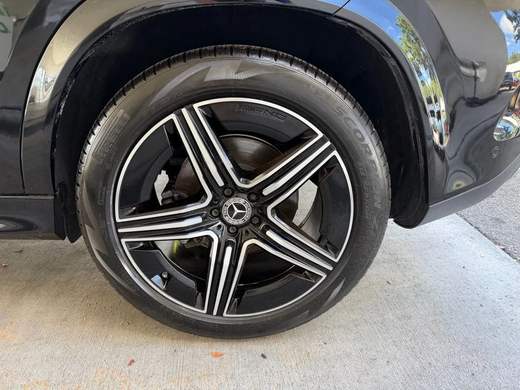 Used 2025 Black Mercedes-Benz GLE 350 image 17
