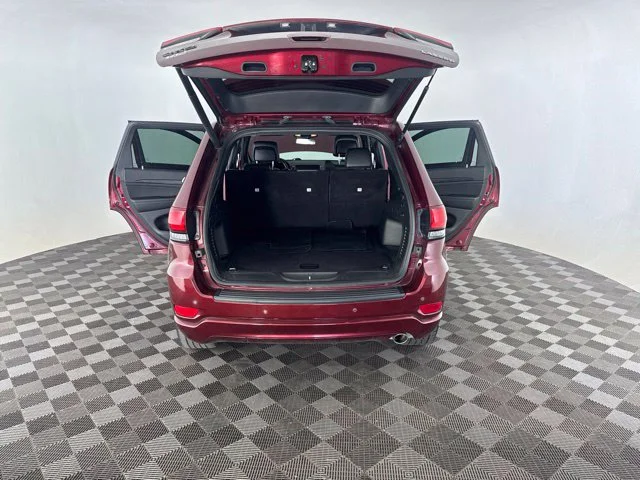 Used 2021 Red Jeep Laredo X image 21