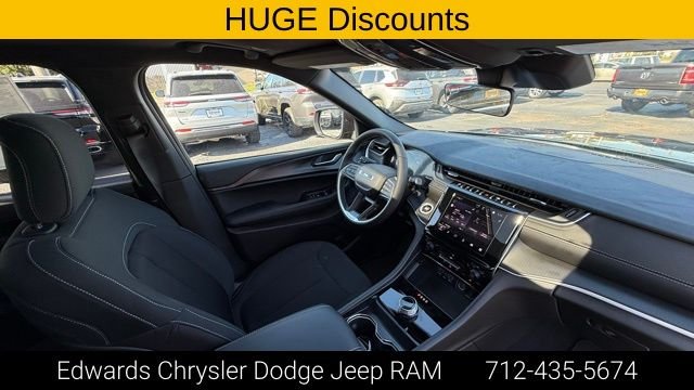 2025 Jeep Grand Cherokee L Laredo - Photo 38