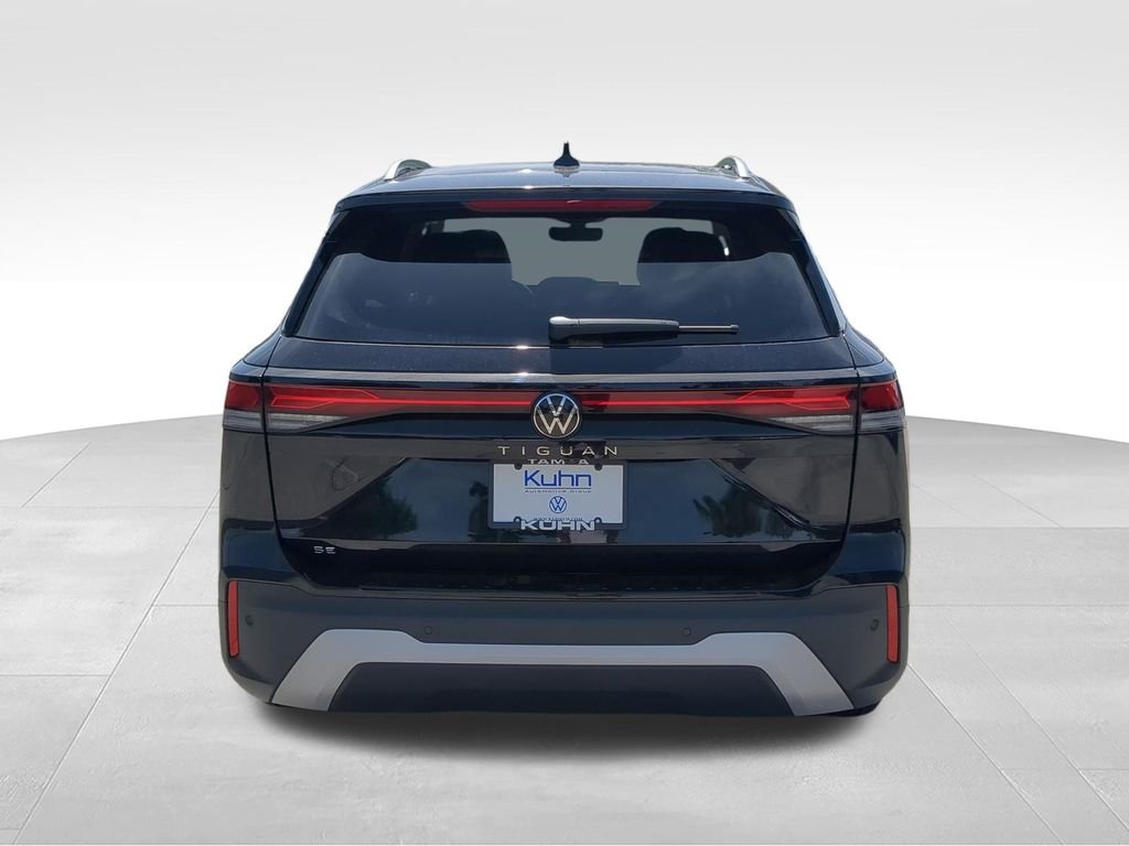 New 2026 Black Volkswagen 2.0T SE image 4
