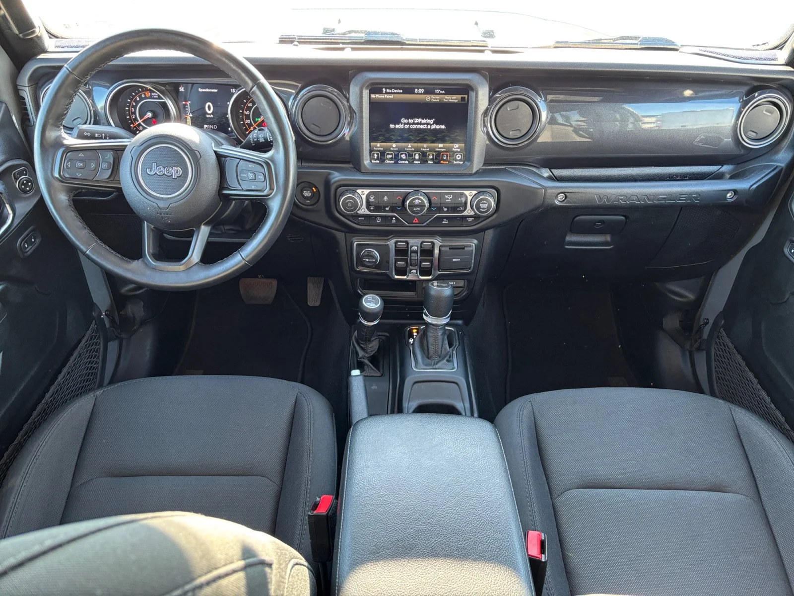 Used 2022 Gray Jeep Unlimited Sport Altitude image 12
