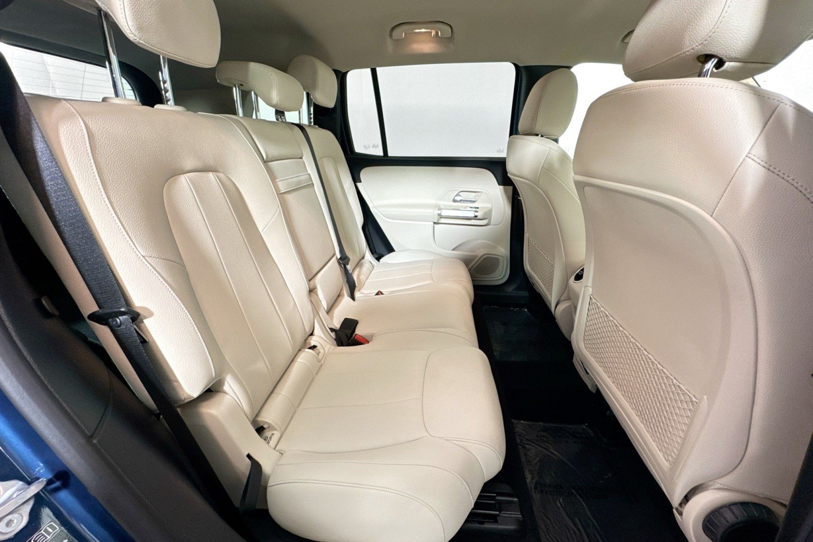 Certified Used 2022 Denim Blue Metallic Mercedes-Benz GLB 250 4MATIC® SUV image 25