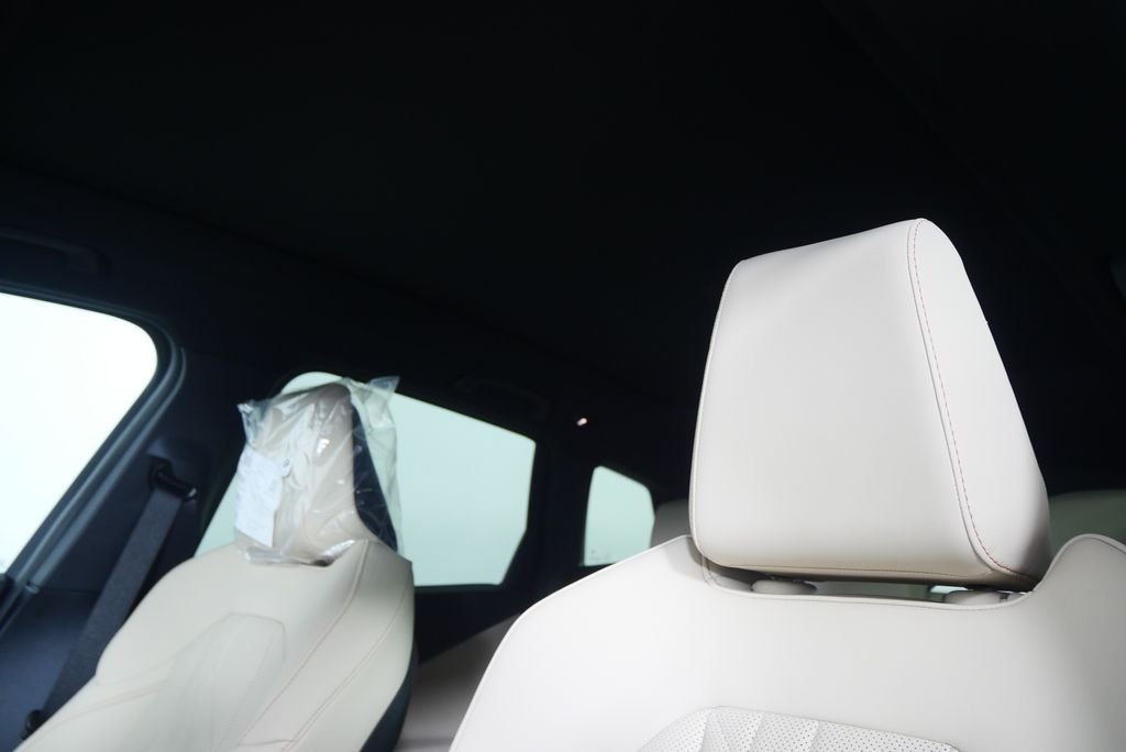 Used 2026 Dune Grey Metallic BMW 30 xDrive image 11