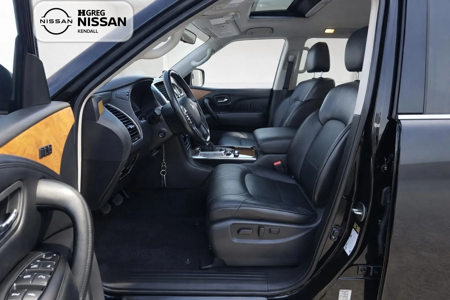 Used 2021 Black Nissan SL image 6