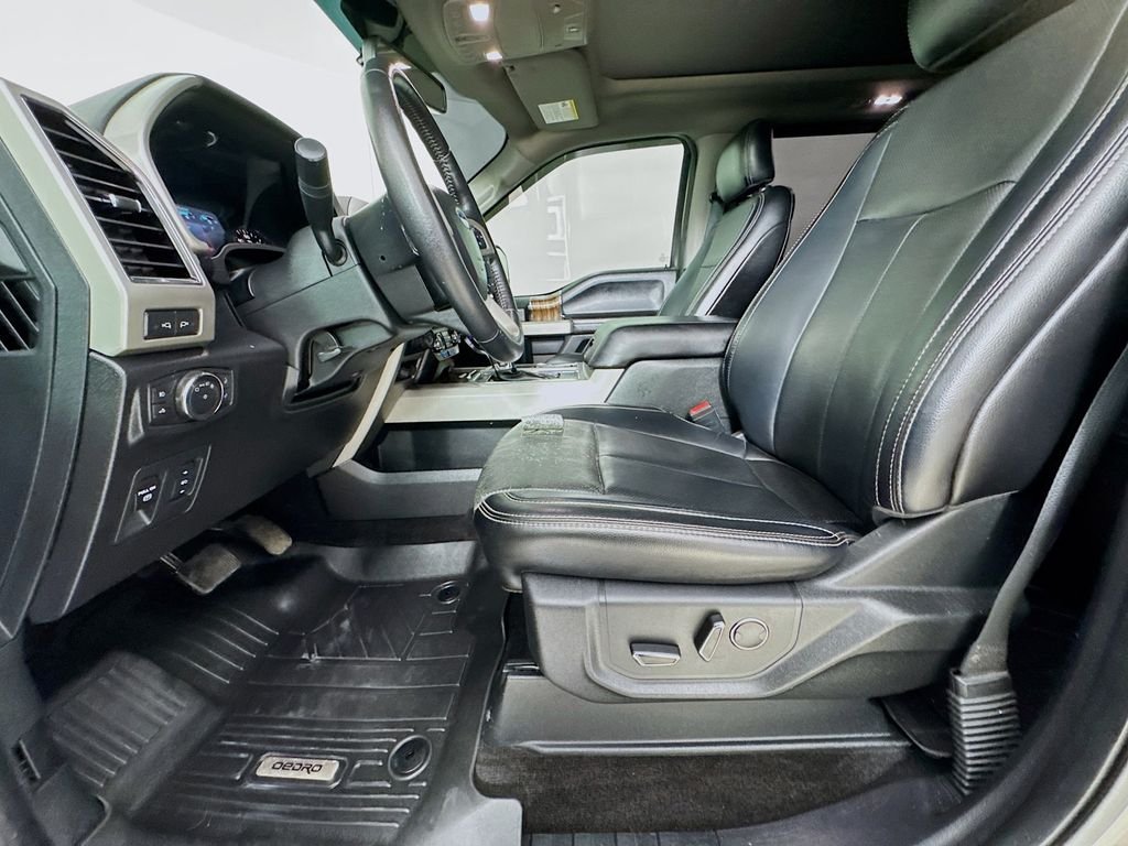 Used 2018 Stone Gray Ford Lariat image 27