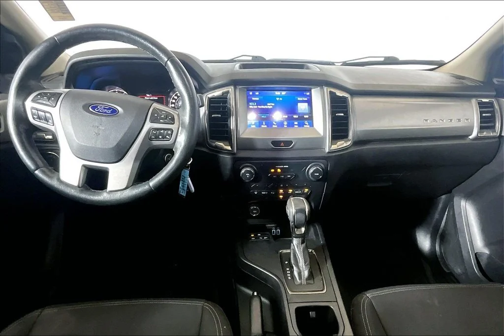 Used 2019 Shadow Black Ford XLT image 11