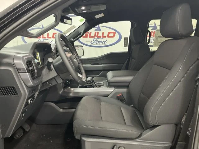 New 2026 Agate Black Metallic Ford XLT image 15