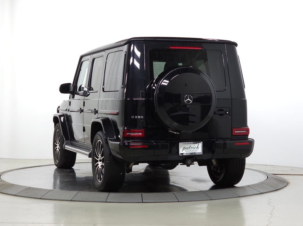 Used 2022  Mercedes-Benz G 550 image 3